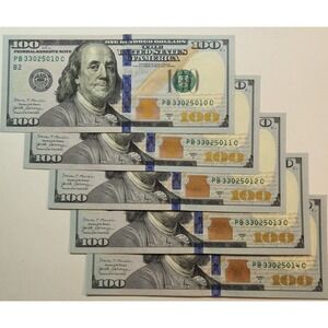 Uncirculated 100 USD Shipped within Hard Protective Sleeve - Series 2017A (B186)
